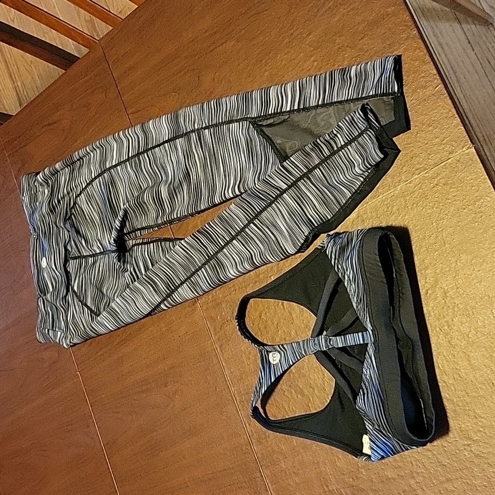 TYR Workout Set - Picture 2 of 7